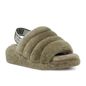 NWT Ugg Fluff Yeah Slides